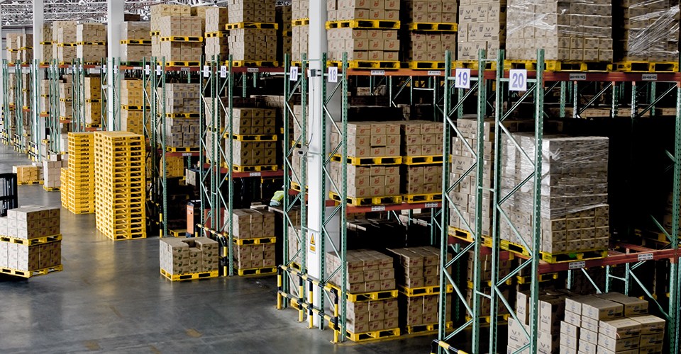4 Tips to Help You Sell a House in an Industrial Neighborhood