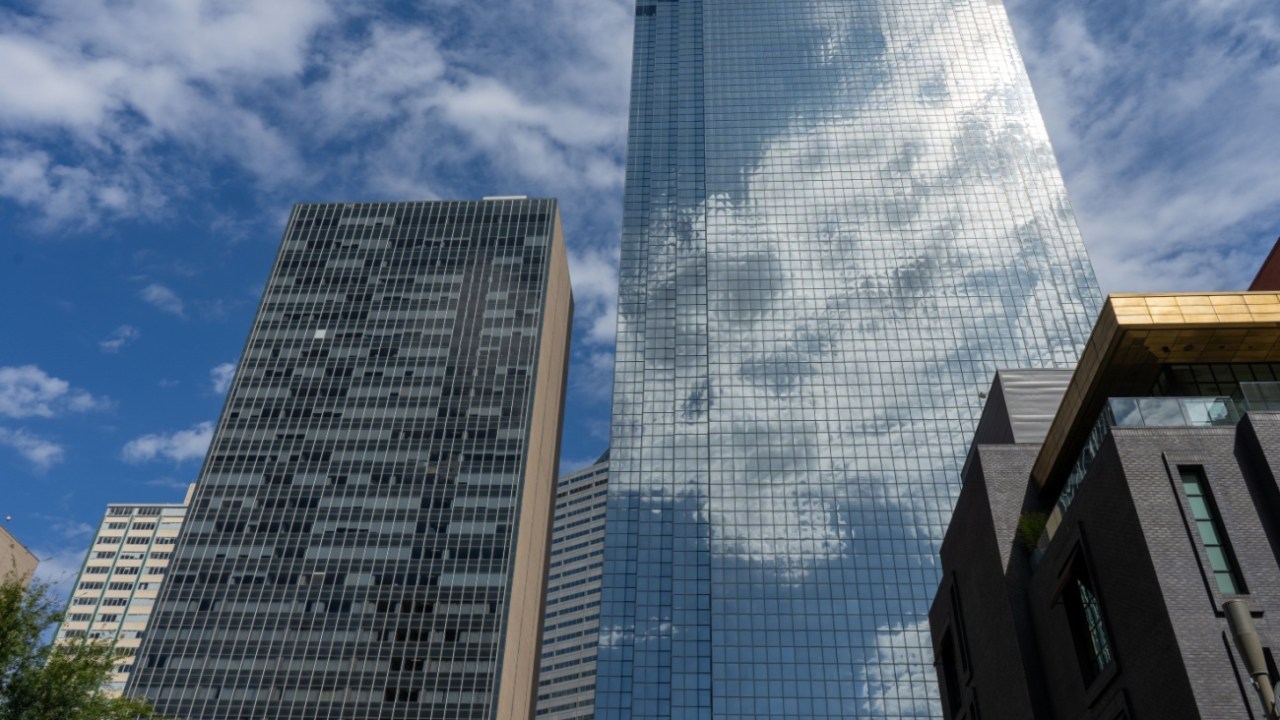 Manhattan Office Attendance Edges Past Pre-Pandemic Levels
