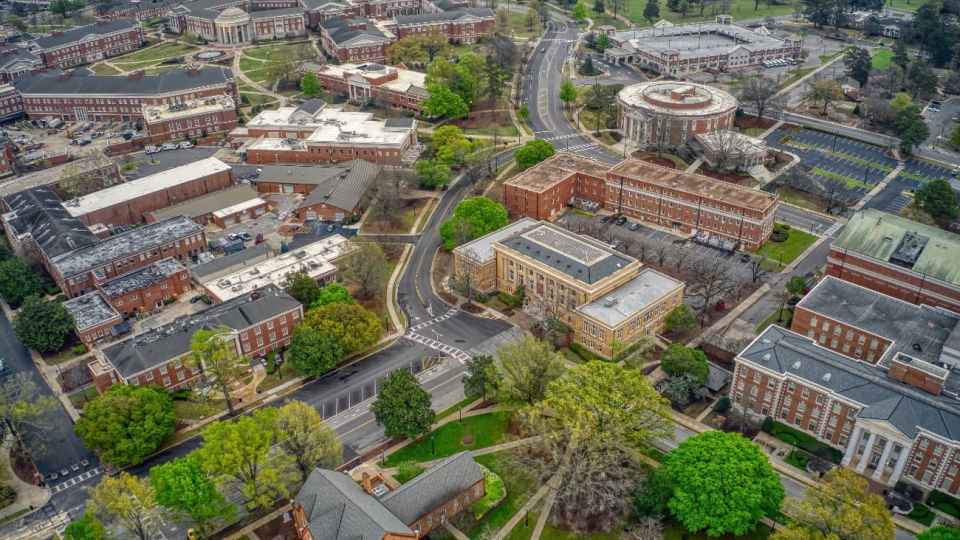 JLL Buys Open-Air Shopping Center in Tuscaloosa, Ala.