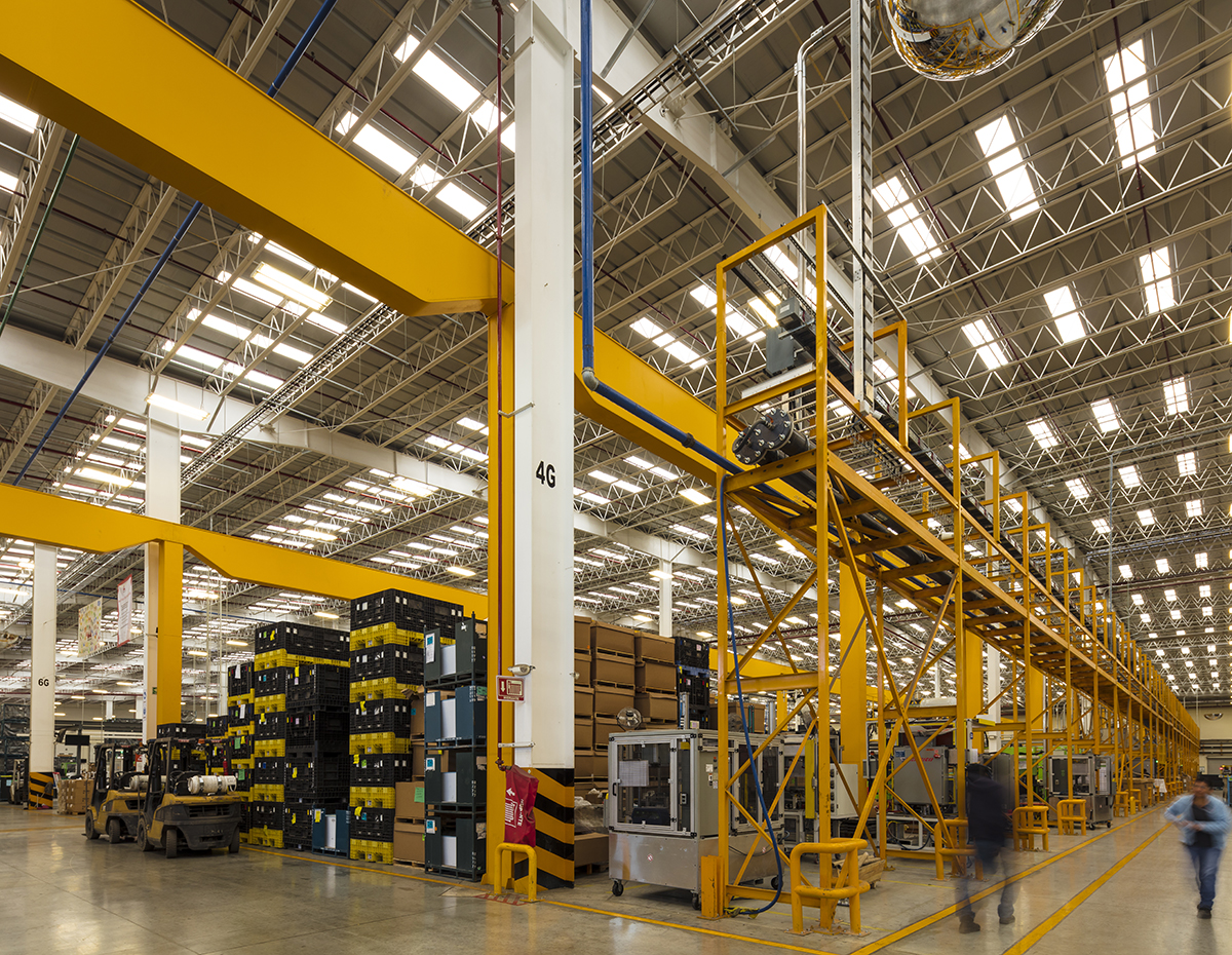Already leveraging Mexico’s nearshoring opportunities for two decades, with a 2.4 million-square-foot industrial portfolio in the country, W.P. Carey recognizes that cross-border transactions come with certain intricacies that require local representation. Image courtesy of W.P. Carey