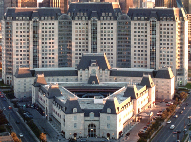081811 - The Crescent Dallas