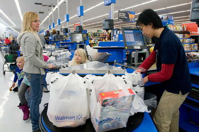 113011 - EconWatch Walmart Shopping user Walmart Stores