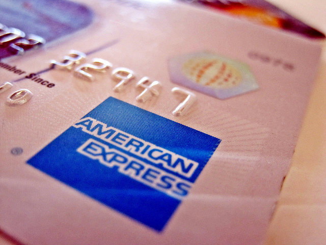 120811 - EconWatch AmEx user Images_of_Money