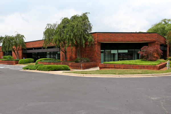 011812 - 4405 International Blvd Gwinnett Newmark Atlanta