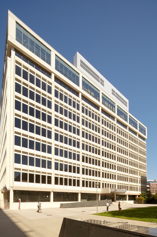 400 Tech Sq