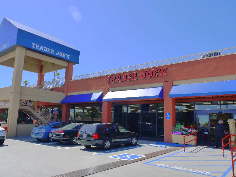 The_Terraces_Trader_Joes