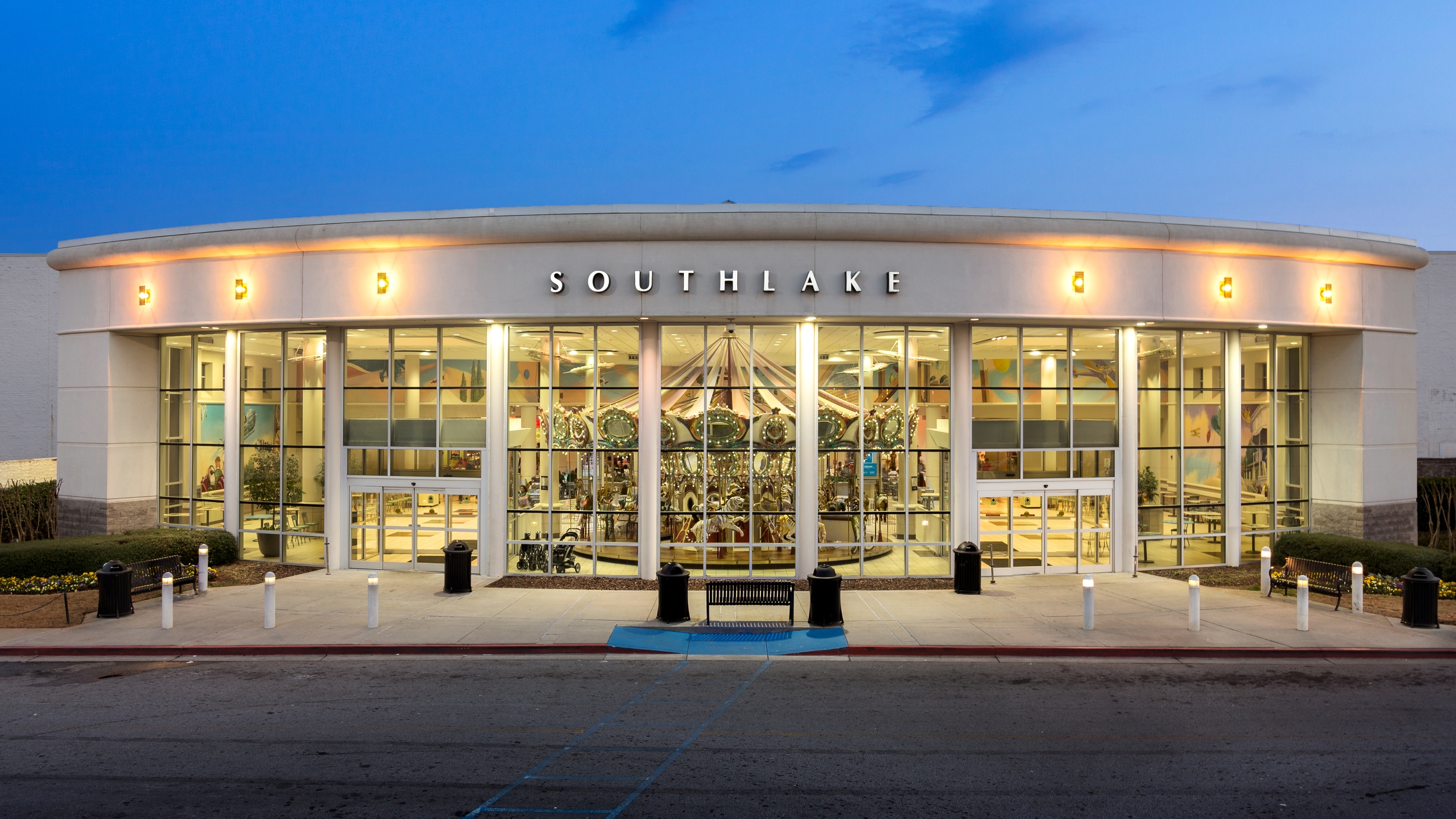 Vintage RE Purchases 1 MSF Mall in Atlanta Suburb - Commercial