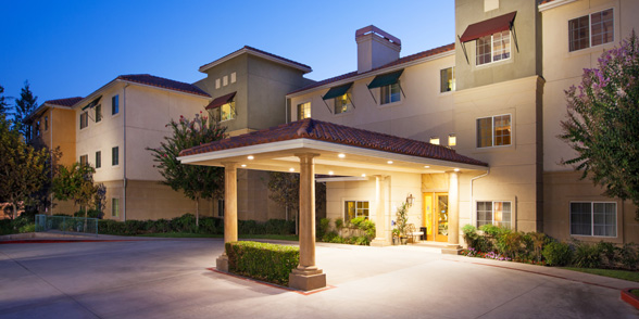 summerhill-villa-entrance