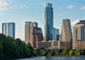 Radisson Hotel & Suites, Austin