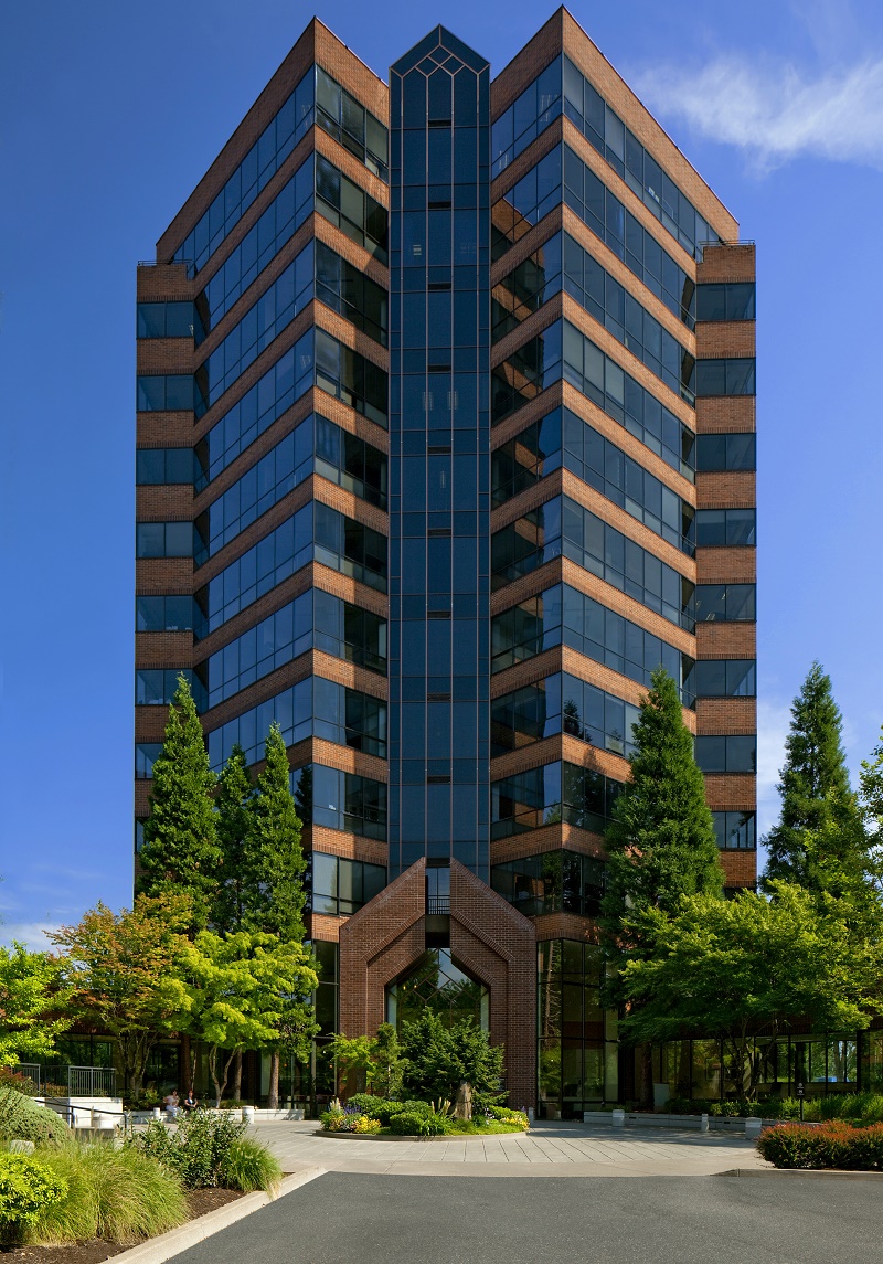 Shorenstein's Lincoln Center Tower in Portland, Ore., used the LEED Dynam Plaque building and monitoring scoring platform.