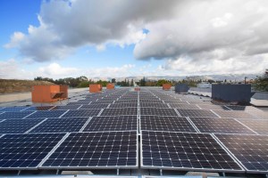 Mitsubishi Electric solar modules cover Chua Di Lac Buddhist Temple & Unified Event Center. The 49.8 kW installation is in San Jose, Calif.
