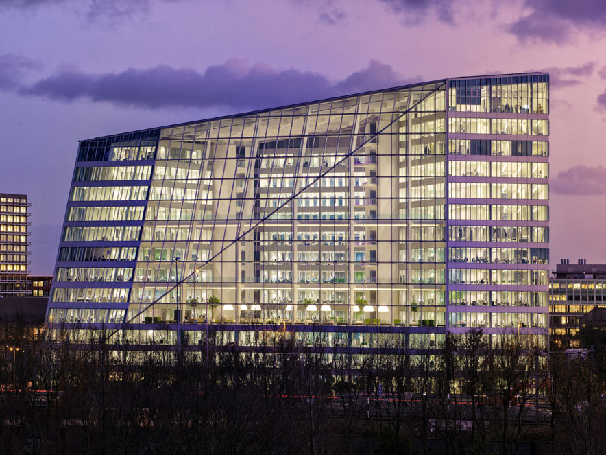 The Edge, a groundbreaking office high-rise in Amsterdam, has been dubbed “the smartest building in the world.”