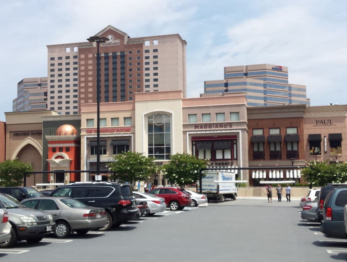 General Growth Properties may replace Macy's at Tysons Galleria with a  theater - Washington Business Journal