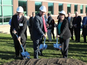 Groundbreaking ceremony in National Interstate's Richfield campus