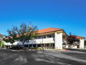 3495 Deer Creek Road
