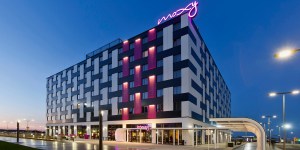 MOXY Vienna Airport