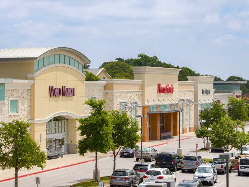 InvenTrust’s The Shops at the Galleria in Bee Cave, Texas, near Austin, totals 537,000 square feet and draws from a trade area of nearly 100,000 households with an average income of more than $141,000. Located on State Highway 71, it is shadow-anchored by Lowe’s and includes Best Buy, HomeGoods, Marshalls, Michael’s and PetSmart.