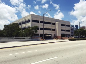 955 S. Federal Highway
