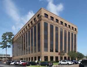 Image of 2525 North Loop West.jpg?w=300