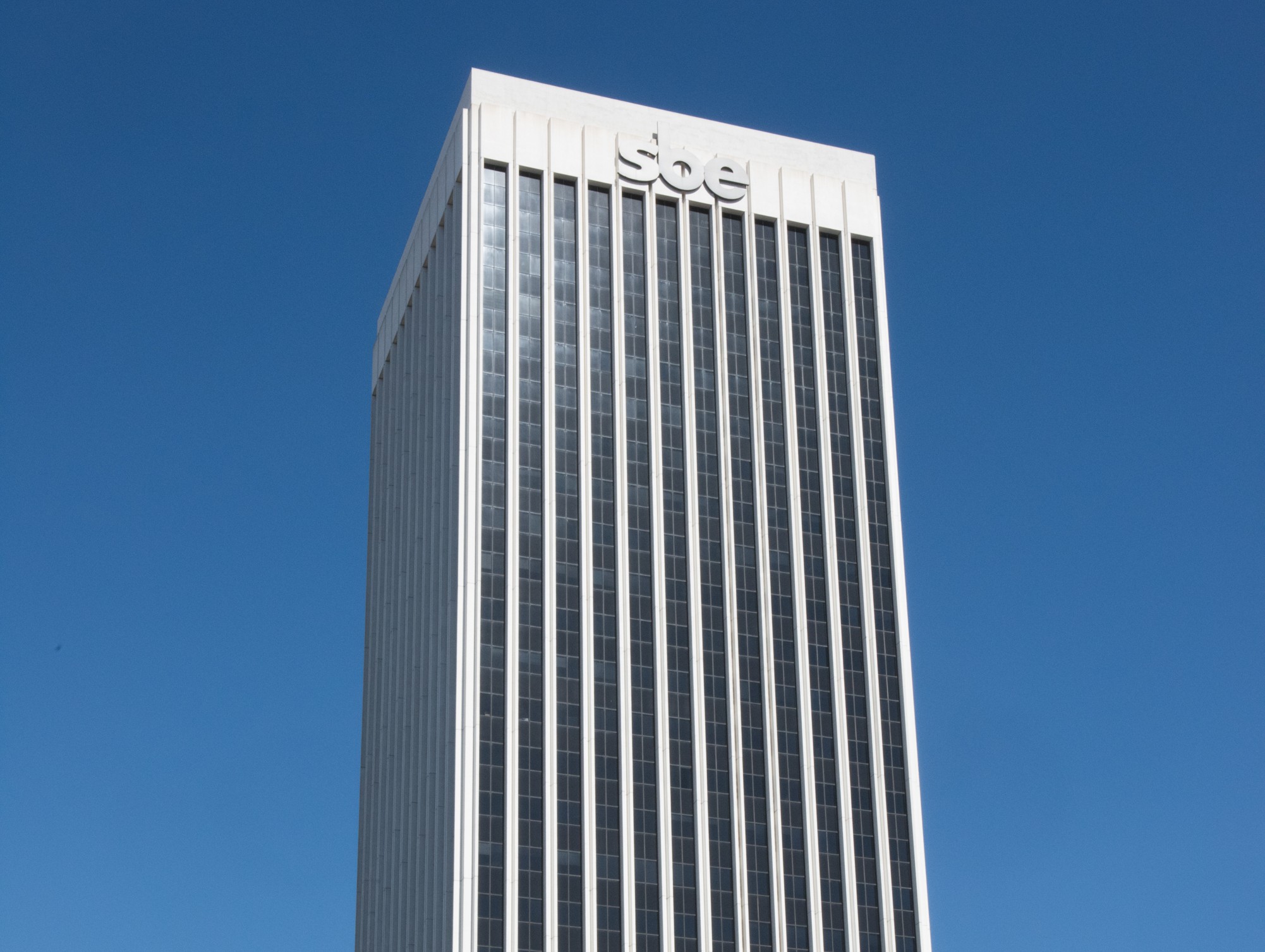 5900 Wilshire Blvd. in Los Angeles