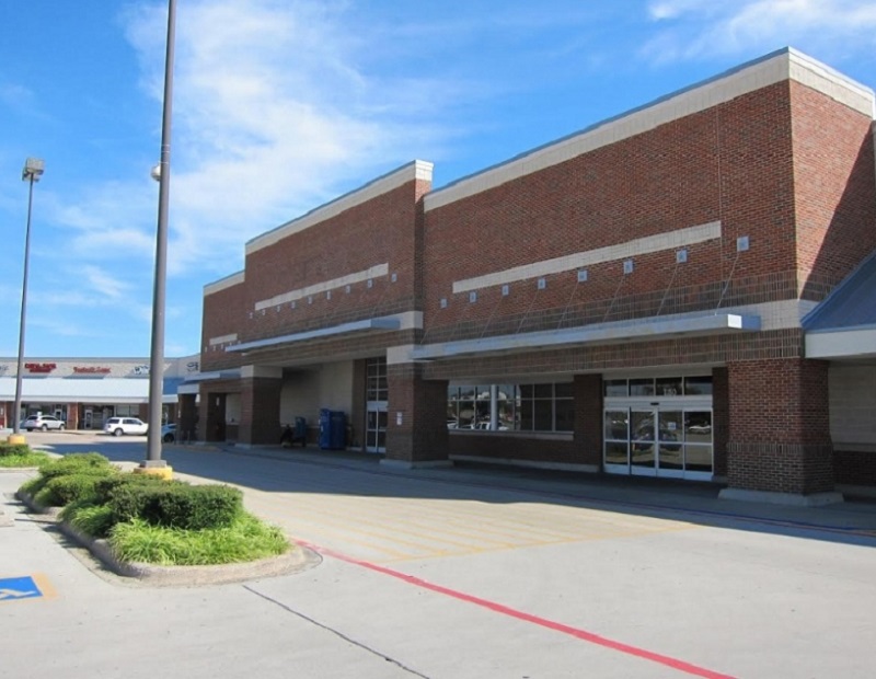 Albertsons Trades 2 North TX Retail Properties - Commercial Property  Executive