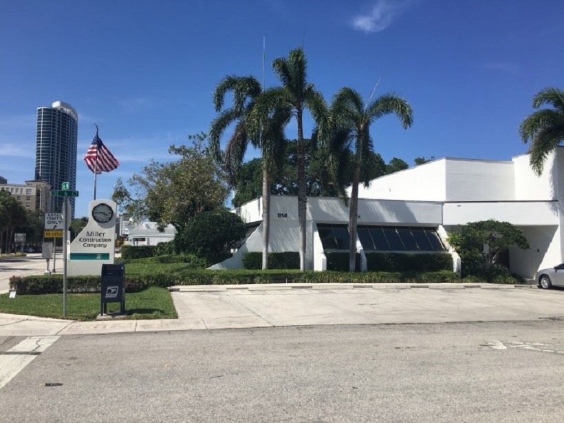 The mixed-use property at the corner of Federal Highway and S.E. 6th Street