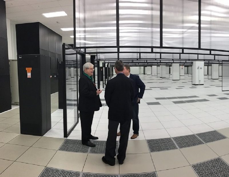 Image of QTS data hall e1531957452340