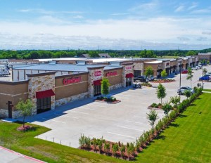 Image of 570 Country Club Road.jpg?w=300