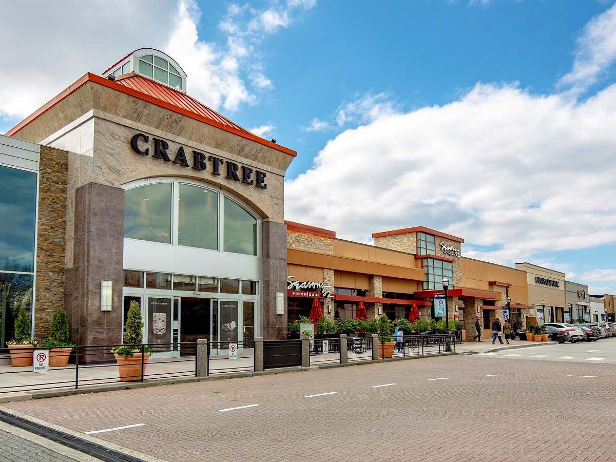 Crabtree Valley Mall. Image courtesy of Pacific Retail Capital Partners