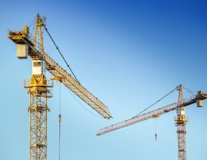 Construction cranes. Image by analogicus via Pixabay