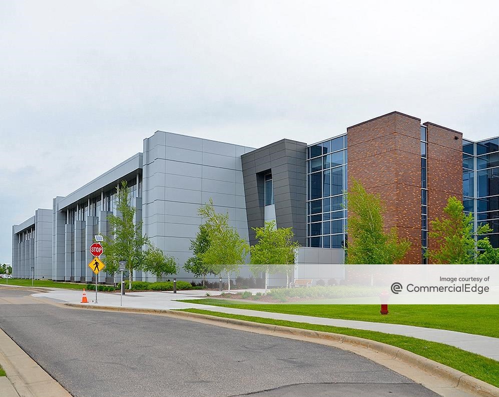 The new building in Maple Grove, Minn., will be near Boston Scientific’s existing campus