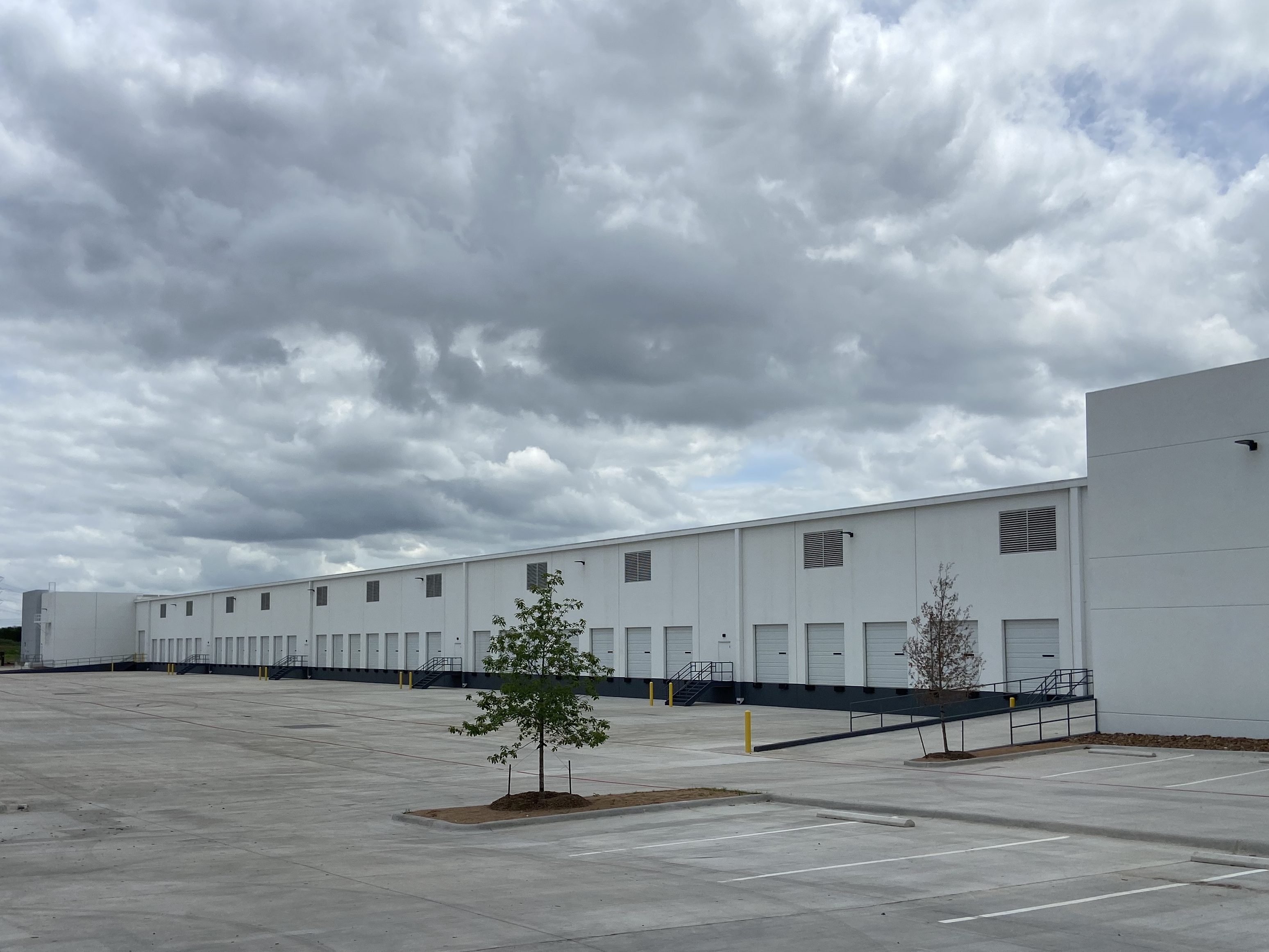 Four D-FW properties included in storage center sale