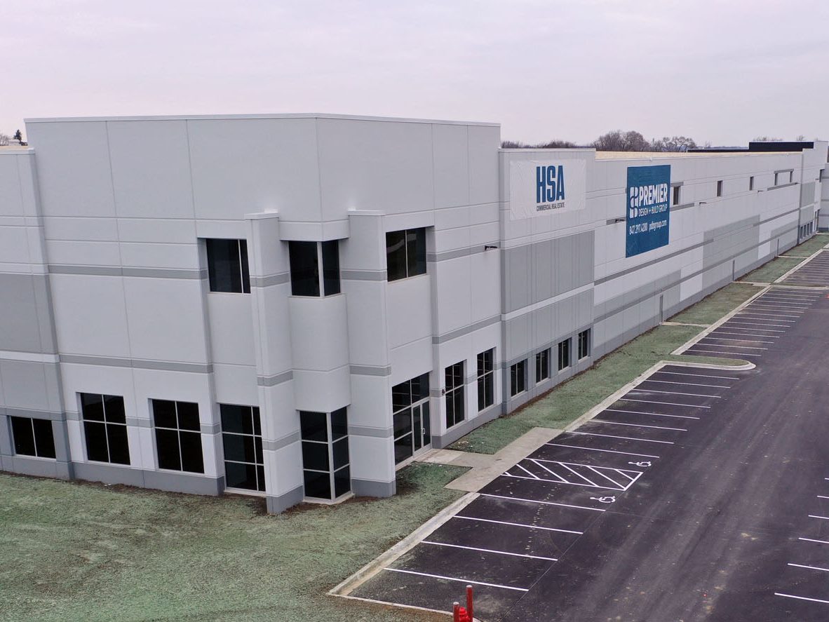 Other tenants at Bristol Highlands Commerce Center East include Visual Pak, a Waukegan, Ill.-based firm providing contract packaging and manufacturing solutions. Image courtesy of HSA Commercial Real Estate 