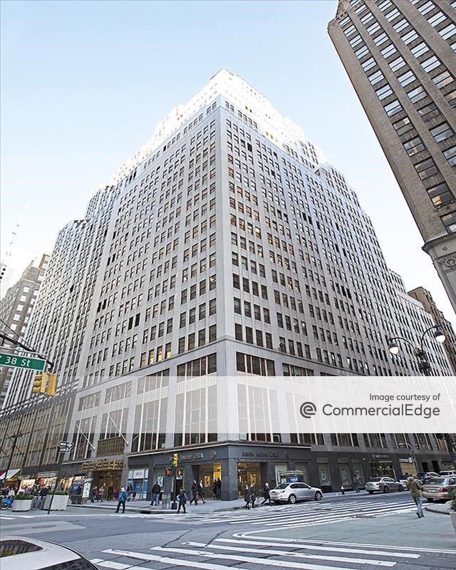 The office building at 1400 Broadway in Manhattan.