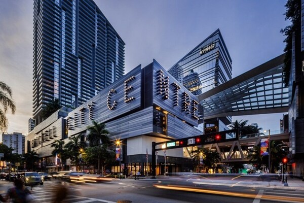 The Shops at Brickell City Centre (BCC), Miami’s premier retail and lifestyle destination developed by Swire Properties, continue to expand its retail landscape with the addition of global fashion leader H&M. Photo Credit: Brickell City Centre