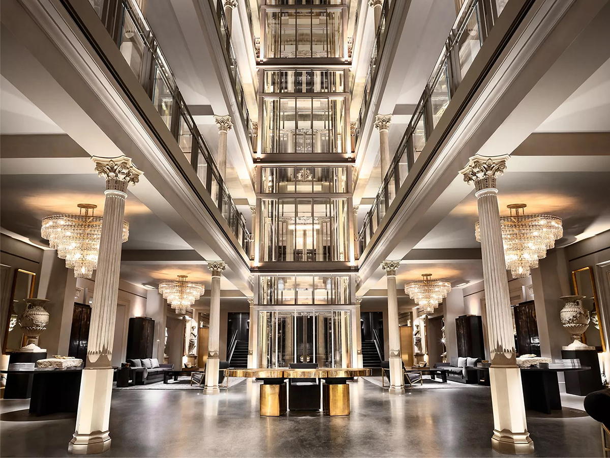 Restoration Hardware’s six-level home furnishings in New York offers a designer light installation and rooftop restaurant. The company was an early adopter of the showroom model. Image courtesy of Restoration Hardware