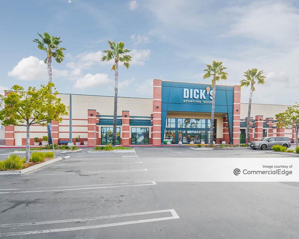 SoCal Shopping Center Commands $90M