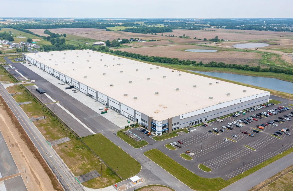 W. P. Carey Buys 1.2 MSF Columbus Facility