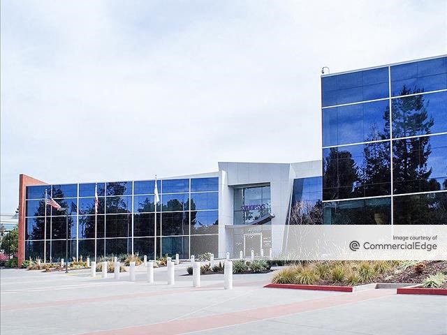 Exterior shot of the 120,000-square-foot research and development office building at 1022 W Maude Ave. in Sunnyvale, Calif.