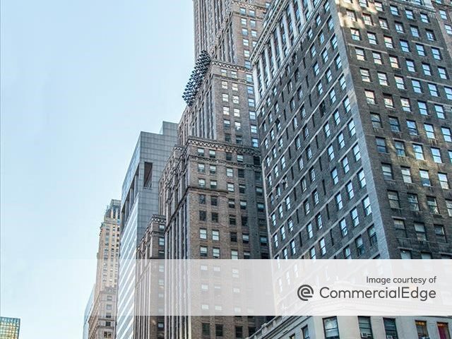 Exterior shot of One Grand Central Place, a 55-story office tower in Manhattan.
