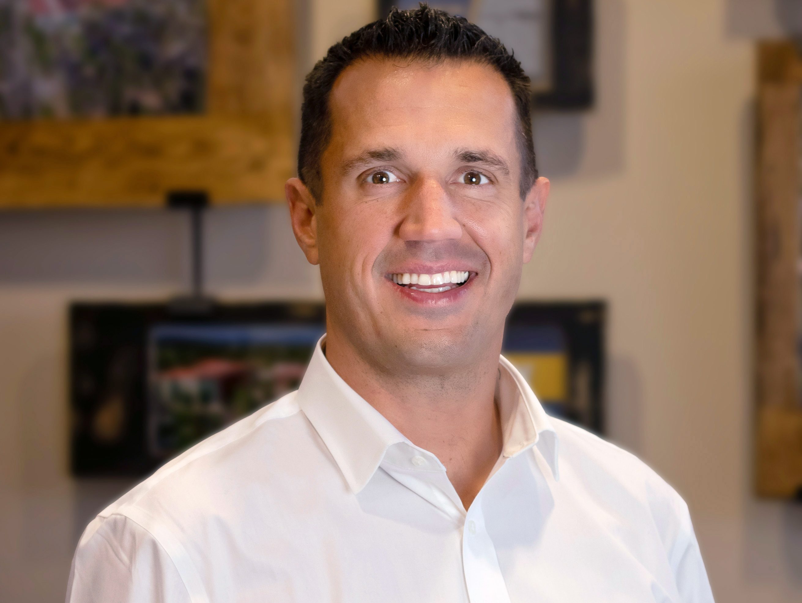 Headshot of Dan Kemp