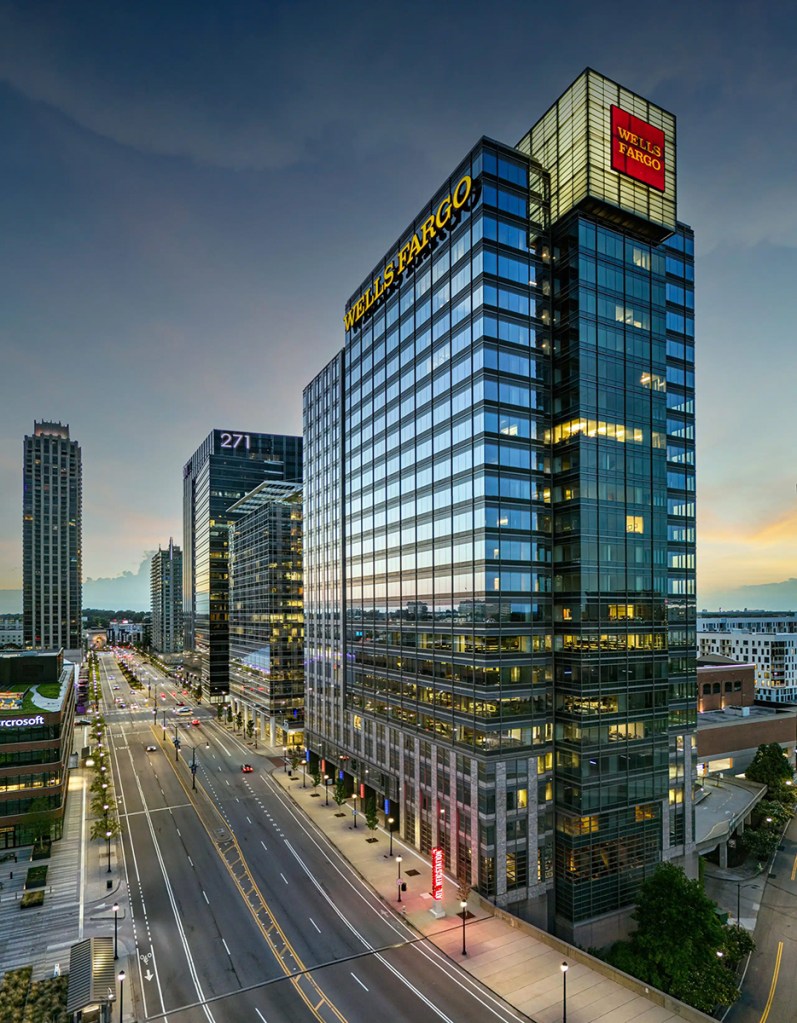 Located in the Atlantic Station neighborhood of Atlanta, KBS’ 171 17th Street was the world’s first LEED Silver Core & Shell-certified building and is also LEED Gold-certified for operations and maintenance. 