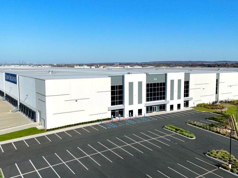 Industrial building 500 Salt Meadow Road in Carteret, N.J.