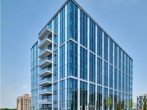 Exterior shot of Hyde Park Labs, a 302,388-square-foot life science building in Chicago.