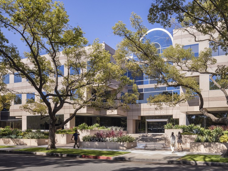Exterior shot of Maple Plaza, an office building in Beverly Hills, Calif.
