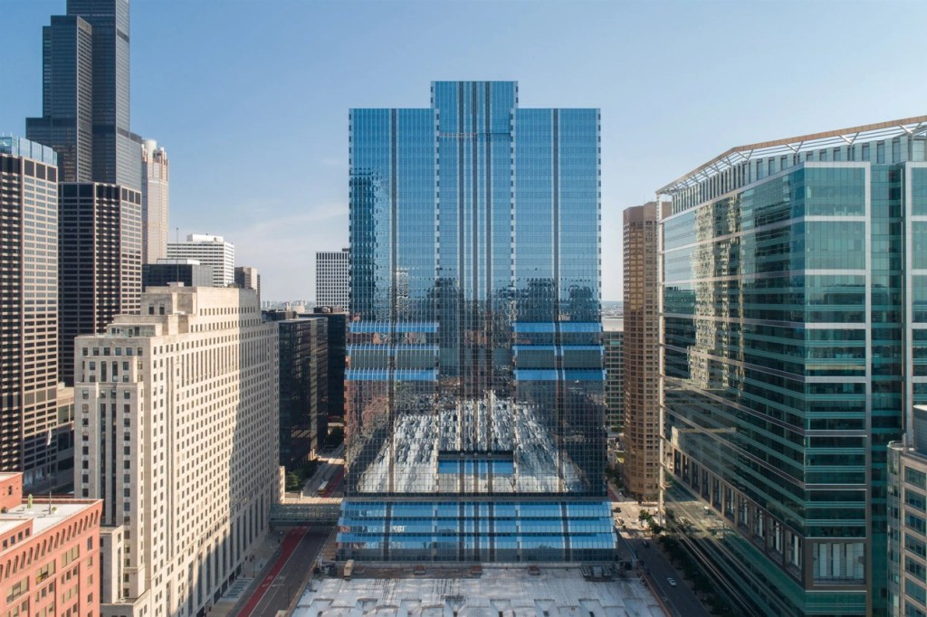 Accenture Tower, exterior