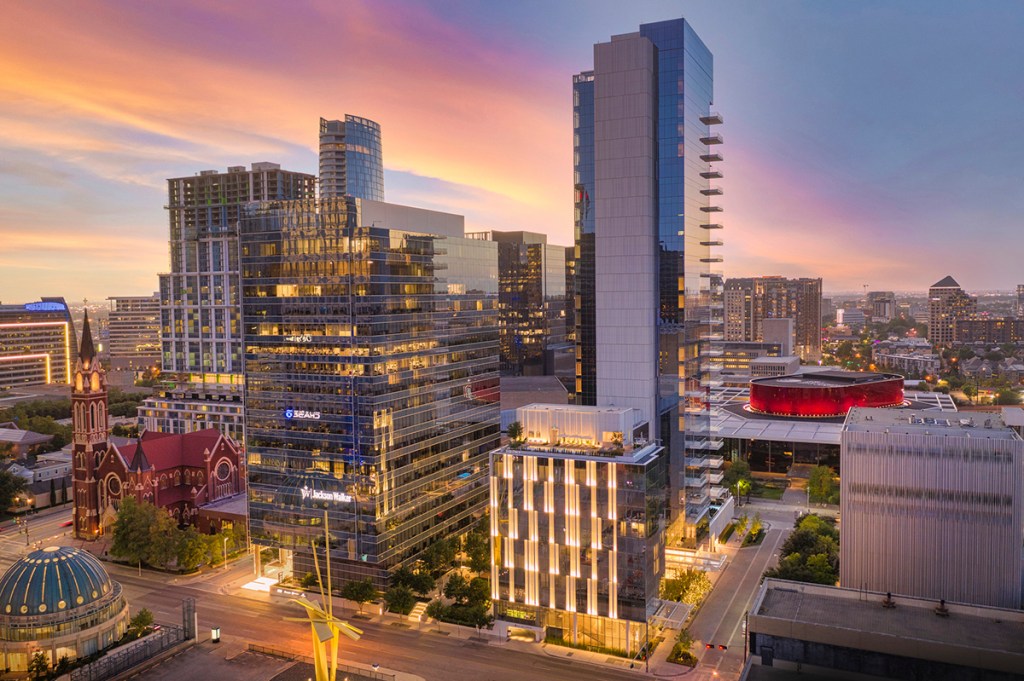 HALL Arts District is a mixed-use development in the Dallas Arts District with offices, restaurants, a seven-level parking structure, a luxury boutique hotel and the first WELL Gold-certified multifamily high-rise in Texas.
