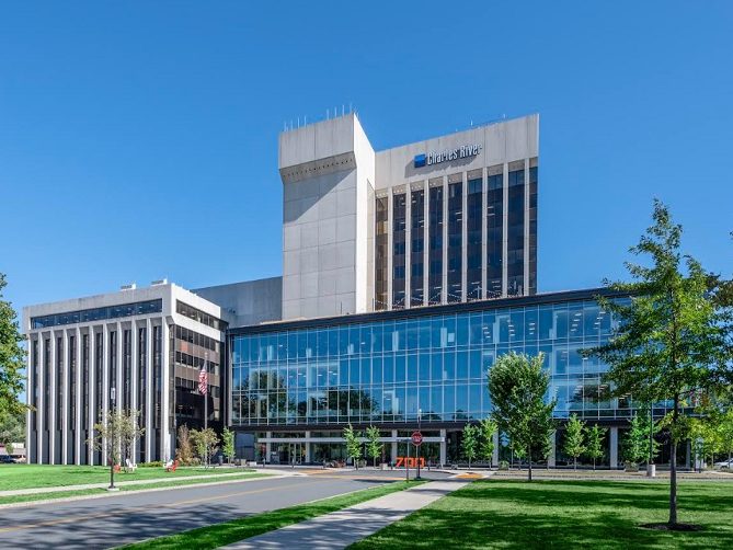 Exterior shot of the office building at 700 District Ave. in Burlington, Mass.