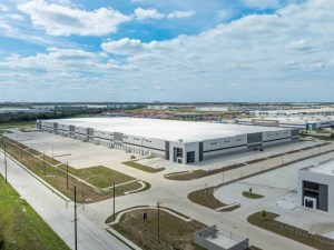 Aerial shot depicting Core45, a warehouse in Wilmer, Texas, acquired by LBA Logistics from Grandview Partners.