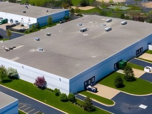 Aerial shot depicting a shallow-bay warehouse.
